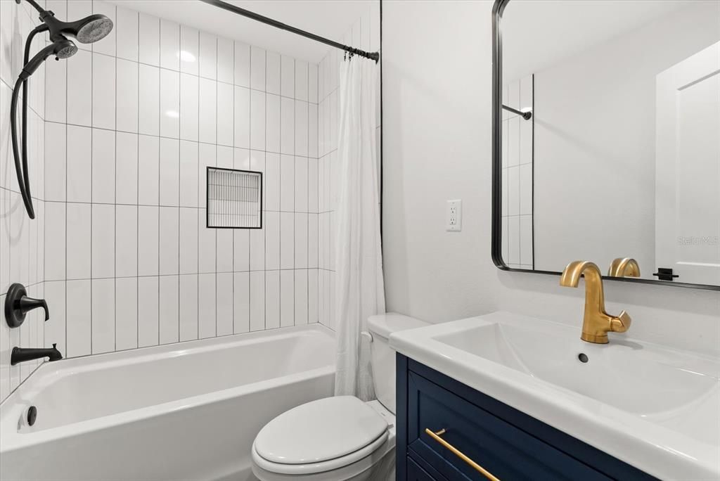 For Sale: $899,000 (4 beds, 3 baths, 2460 Square Feet)