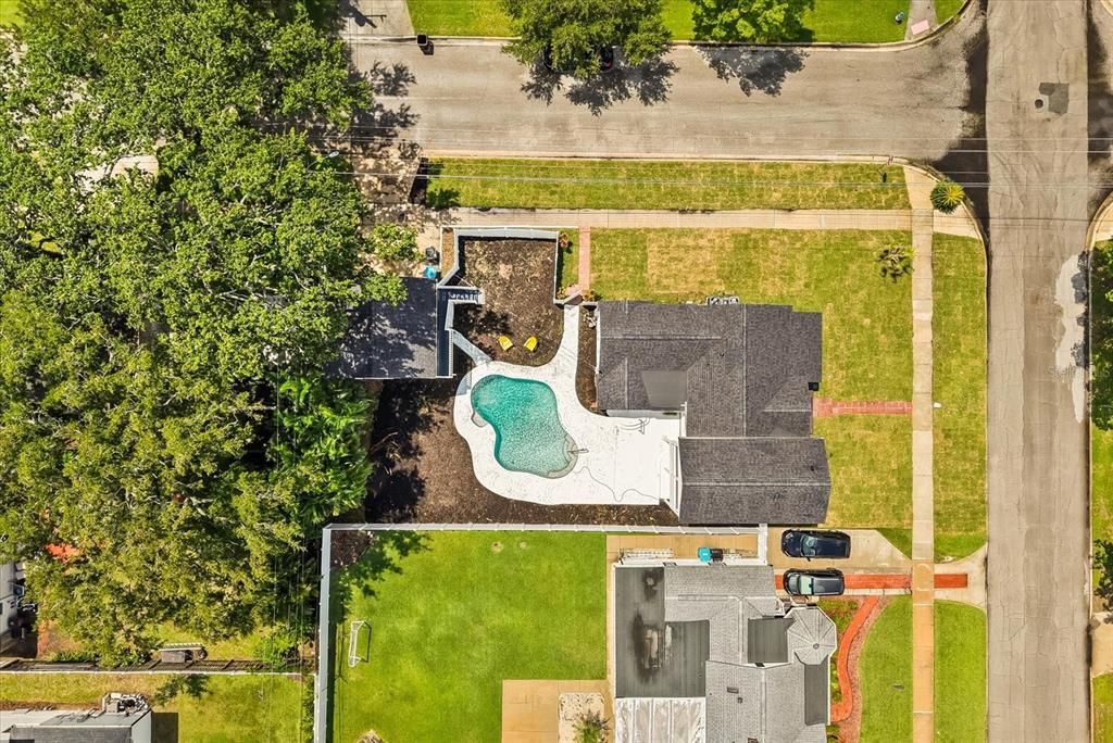 For Sale: $899,000 (4 beds, 3 baths, 2460 Square Feet)