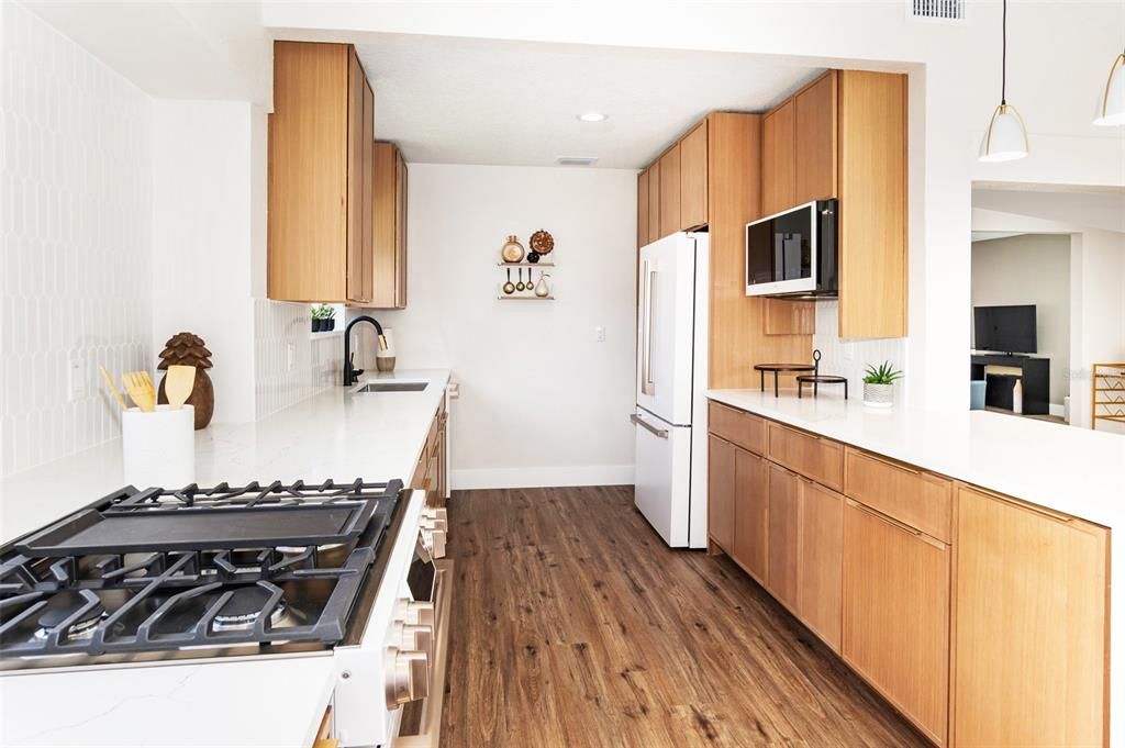 For Sale: $899,000 (4 beds, 3 baths, 2460 Square Feet)