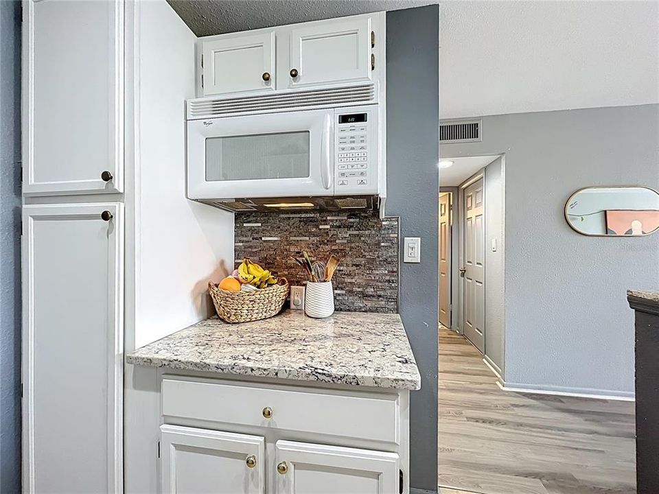 Activo con contrato: $227,000 (1 camas, 1 baños, 751 Pies cuadrados)