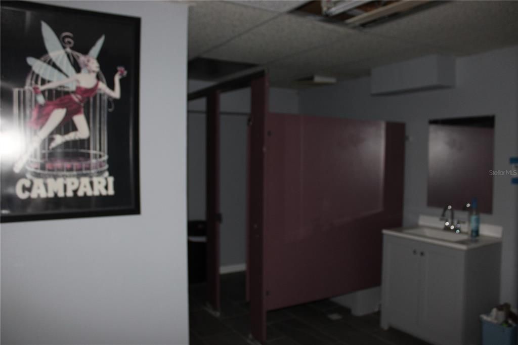 Active With Contract: $899,000 (0 beds, 0 baths, 3786 Square Feet)