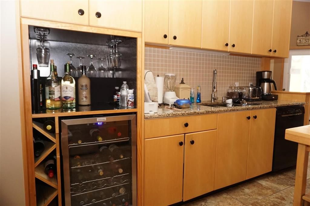 For Sale: $392,000 (3 beds, 2 baths, 1812 Square Feet)