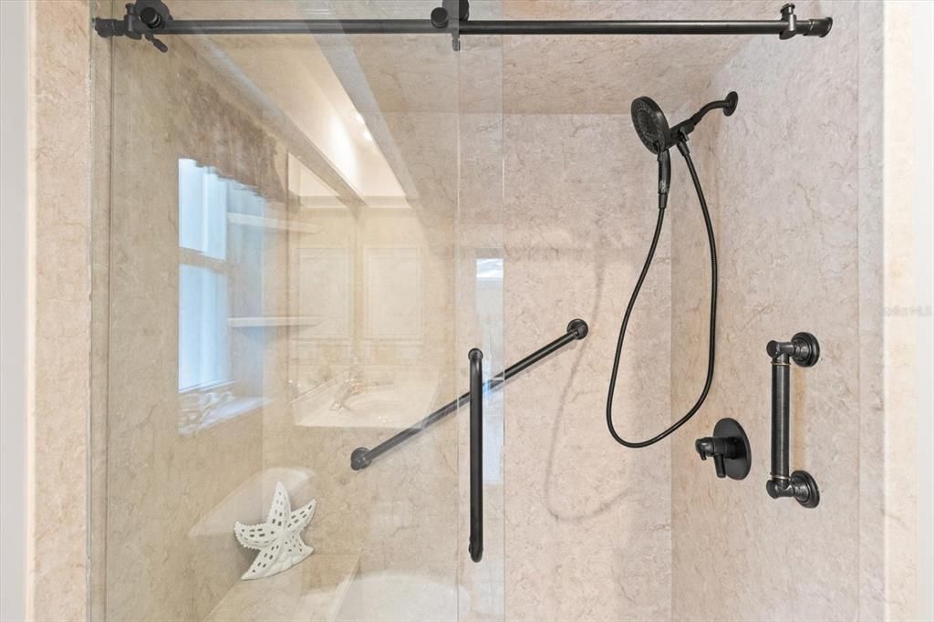 For Sale: $392,000 (3 beds, 2 baths, 1812 Square Feet)