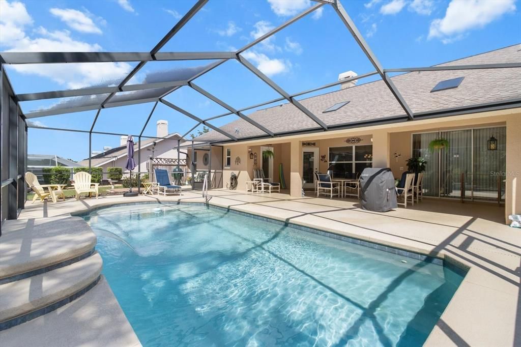 For Sale: $392,000 (3 beds, 2 baths, 1812 Square Feet)