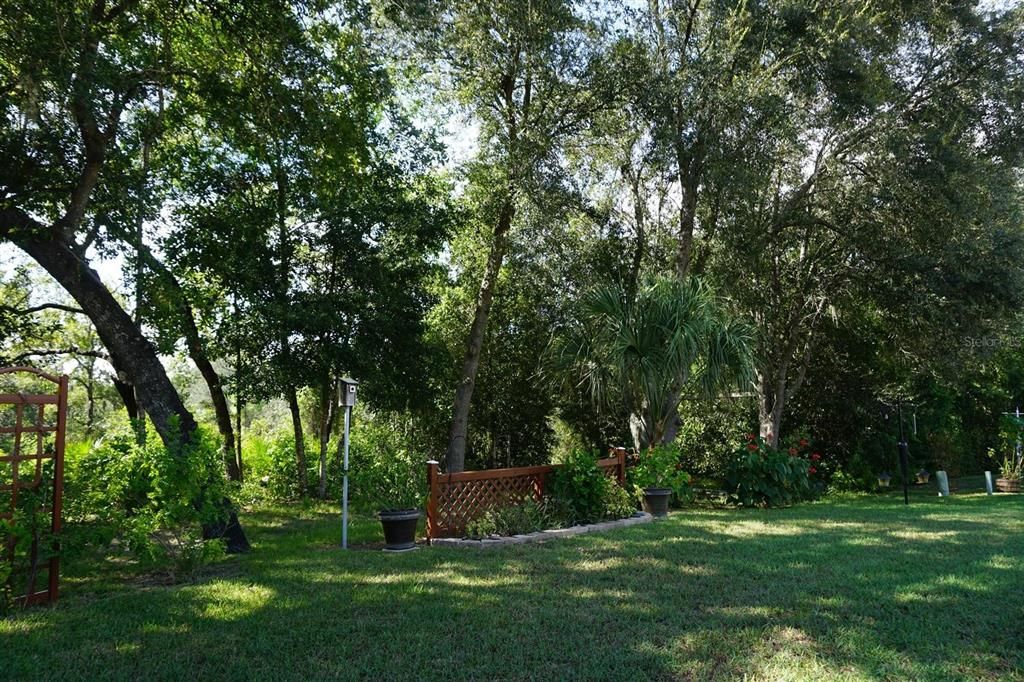 For Sale: $392,000 (3 beds, 2 baths, 1812 Square Feet)