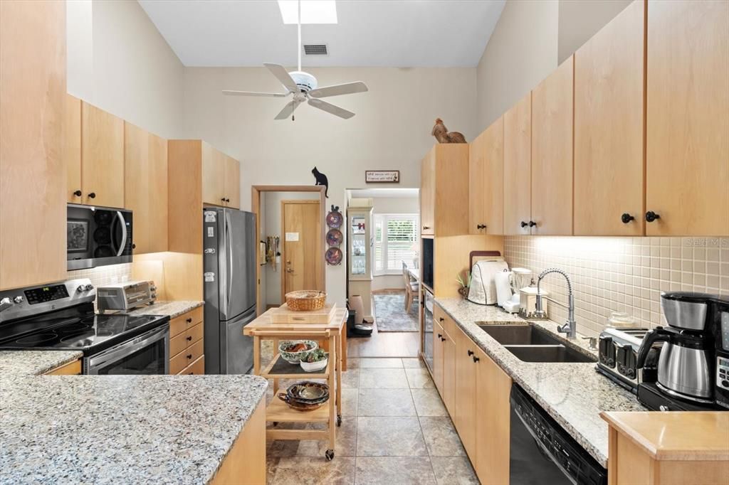 For Sale: $392,000 (3 beds, 2 baths, 1812 Square Feet)