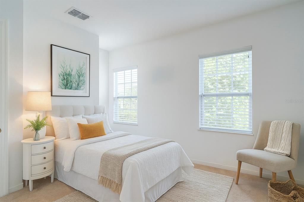 合同活跃: $535,000 (3 贝兹, 2 浴室, 2218 平方英尺)