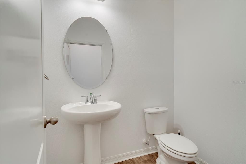 合同活跃: $535,000 (3 贝兹, 2 浴室, 2218 平方英尺)