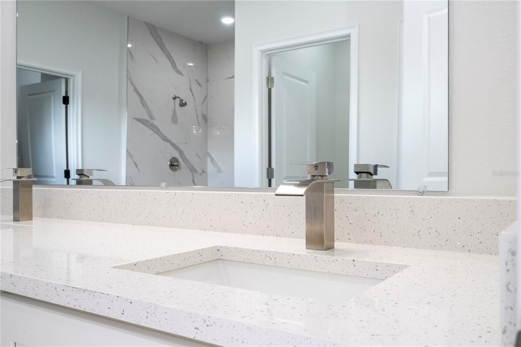 待售: $334,990 (4 贝兹, 3 浴室, 1952 平方英尺)