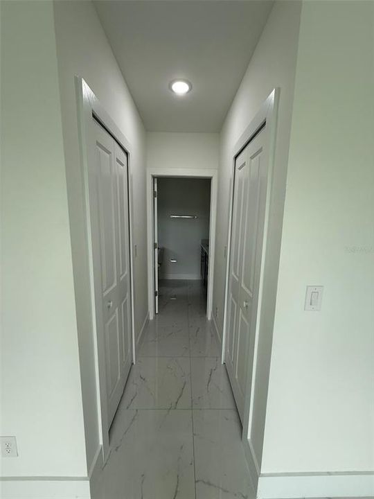 出租: $2,000 (3 贝兹, 2 浴室, 1361 平方英尺)