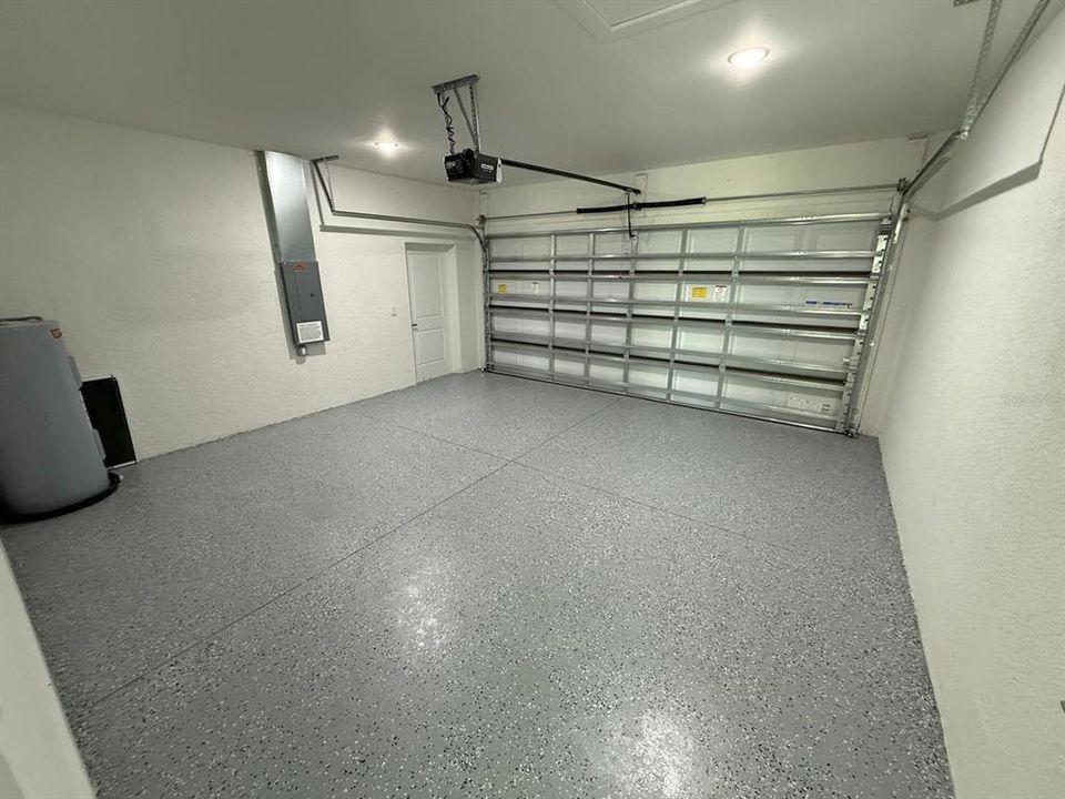 出租: $2,000 (3 贝兹, 2 浴室, 1361 平方英尺)