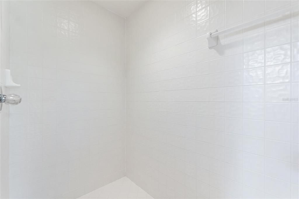 For Sale: $320,000 (3 beds, 2 baths, 2020 Square Feet)