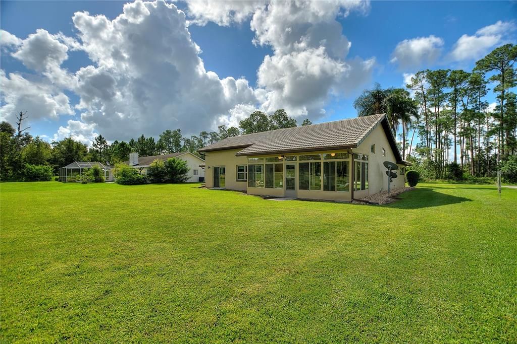 For Sale: $320,000 (3 beds, 2 baths, 2020 Square Feet)