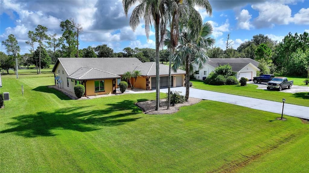 For Sale: $320,000 (3 beds, 2 baths, 2020 Square Feet)