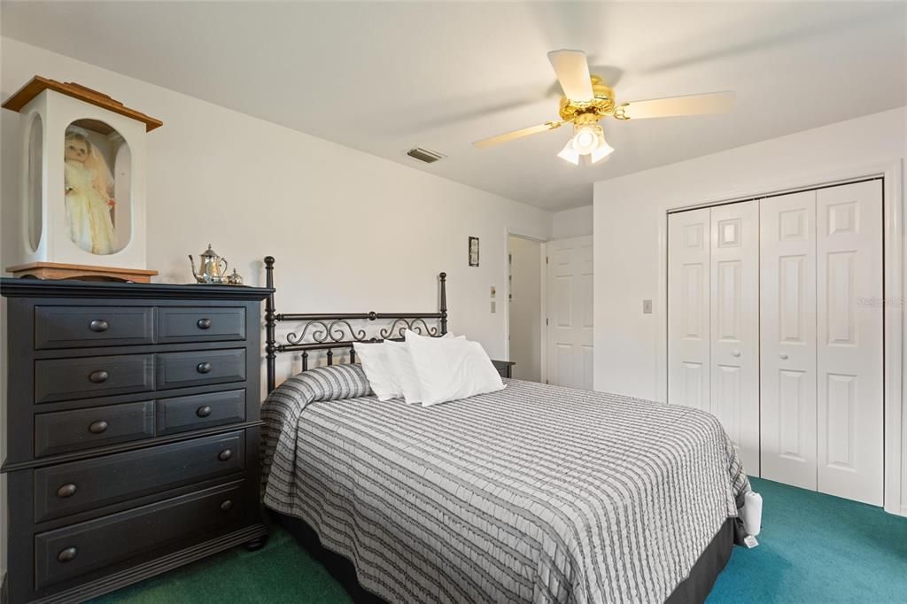 For Sale: $320,000 (3 beds, 2 baths, 2020 Square Feet)