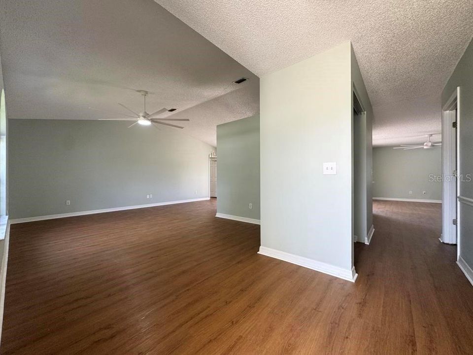 For Rent: $2,000 (3 beds, 2 baths, 1675 Square Feet)