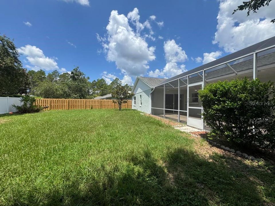 For Rent: $2,000 (3 beds, 2 baths, 1675 Square Feet)