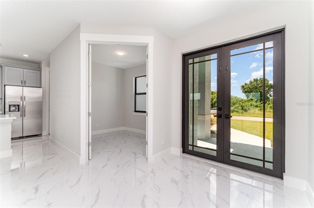 Active With Contract: $350,000 (3 beds, 2 baths, 2012 Square Feet)