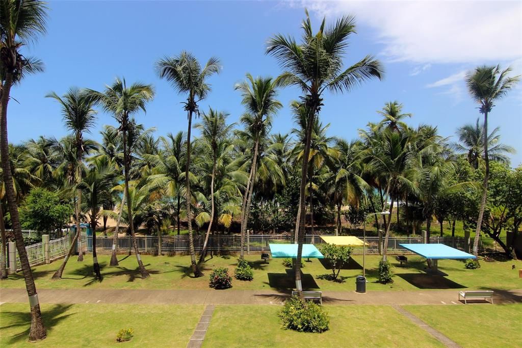 For Rent: $3,500 (2 beds, 2 baths, 1040 Square Feet)