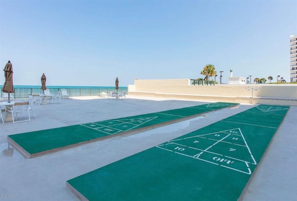 Под контрактом: $215,000 (2 спален, 2 ванн, 1028 Квадратных фут)