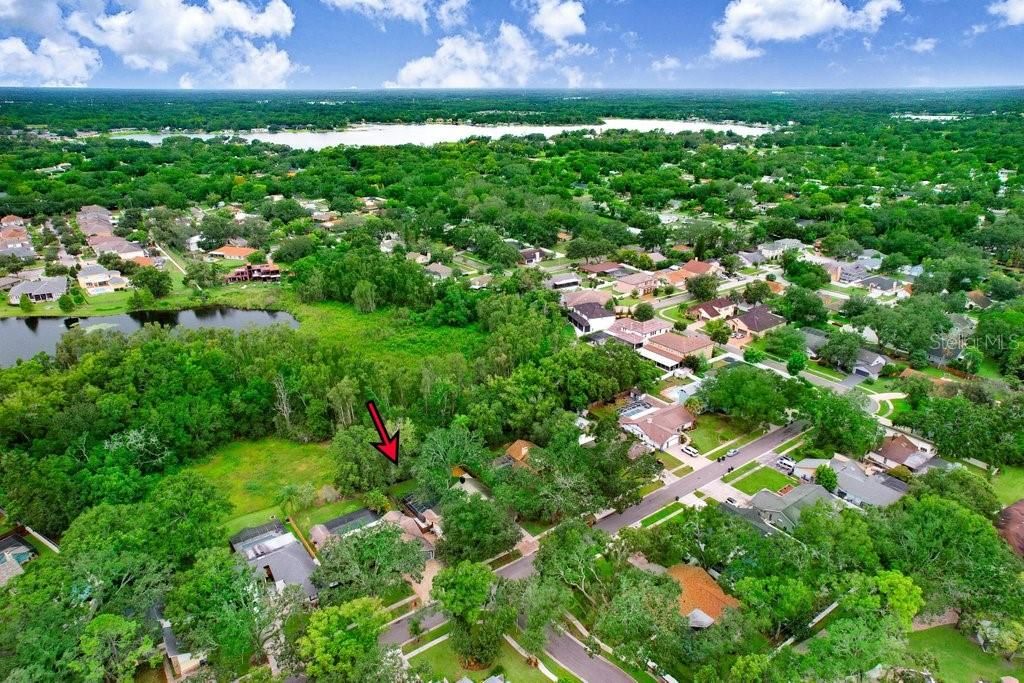 合同活跃: $650,000 (4 贝兹, 3 浴室, 2327 平方英尺)