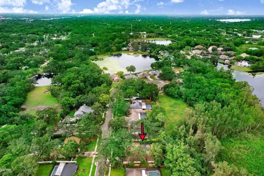 合同活跃: $650,000 (4 贝兹, 3 浴室, 2327 平方英尺)