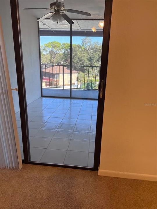 Active With Contract: $2,595 (3 beds, 2 baths, 1547 Square Feet)