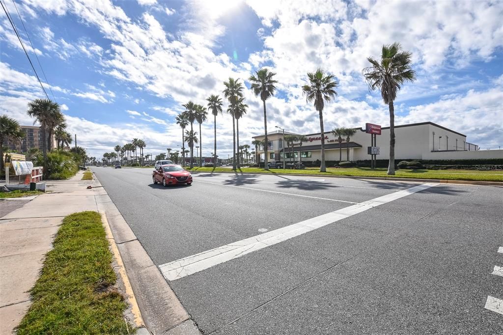 For Sale: $129,000 (0 beds, 1 baths, 339 Square Feet)