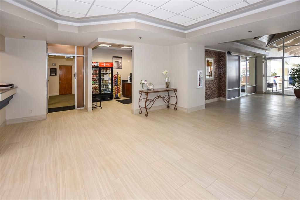 For Sale: $129,000 (0 beds, 1 baths, 339 Square Feet)