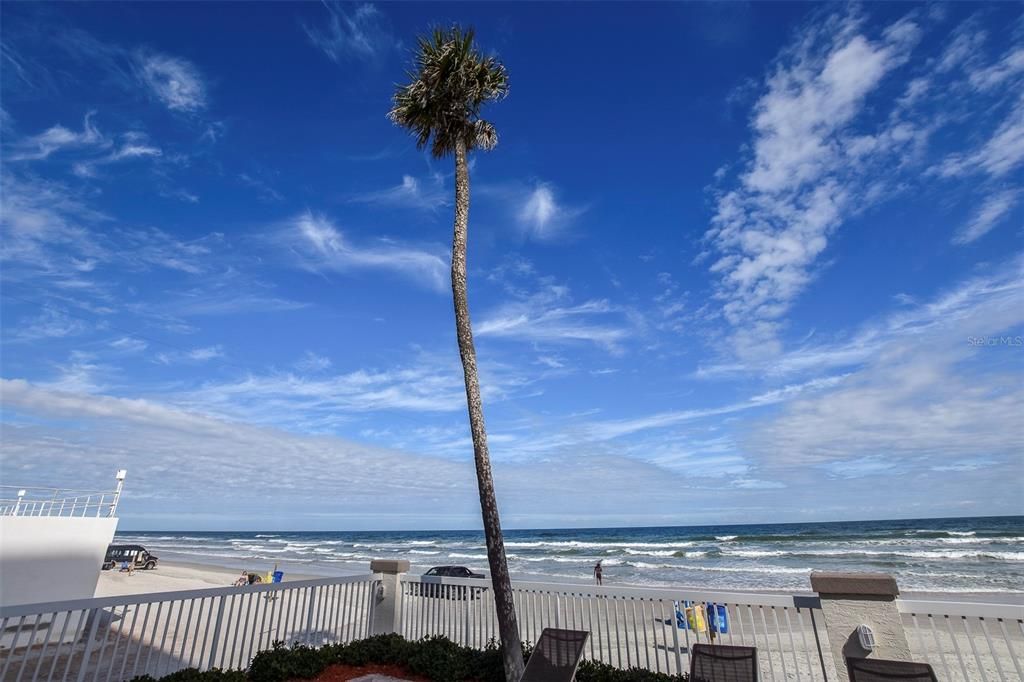 For Sale: $129,000 (0 beds, 1 baths, 339 Square Feet)