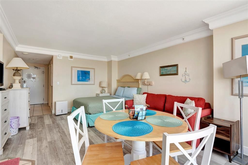 For Sale: $129,000 (0 beds, 1 baths, 339 Square Feet)