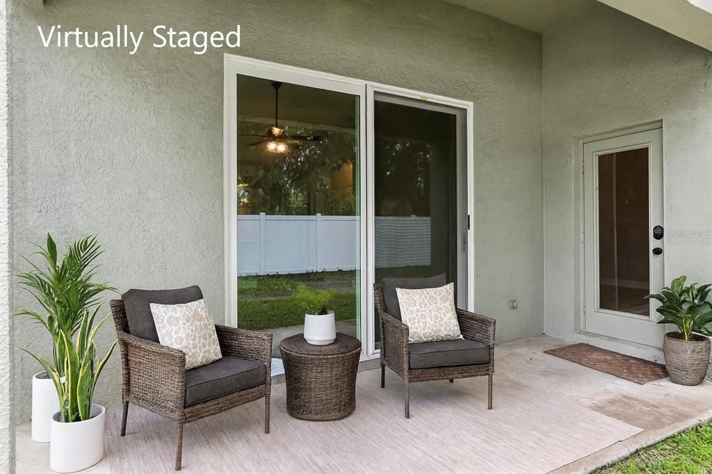 合同活跃: $380,000 (4 贝兹, 2 浴室, 2020 平方英尺)