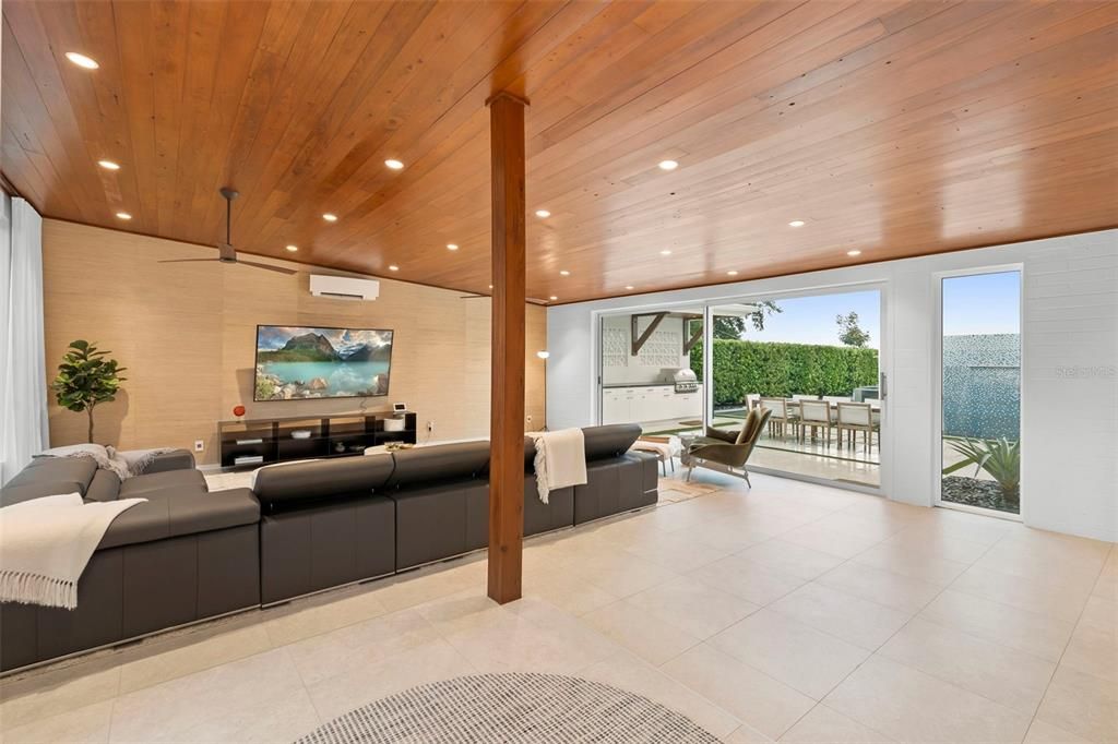 En Venta: $2,950,000 (3 camas, 3 baños, 2976 Pies cuadrados)