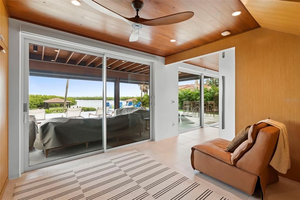 En Venta: $2,950,000 (3 camas, 3 baños, 2976 Pies cuadrados)