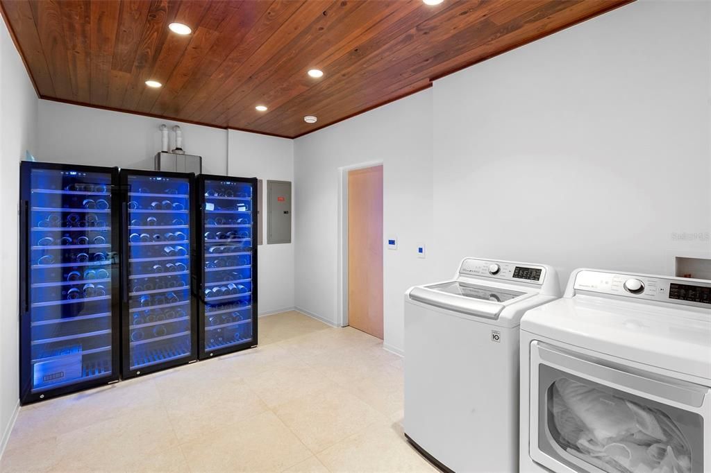 En Venta: $2,950,000 (3 camas, 3 baños, 2976 Pies cuadrados)