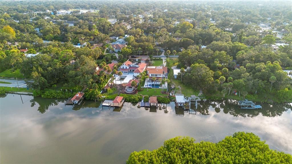 En Venta: $2,950,000 (3 camas, 3 baños, 2976 Pies cuadrados)