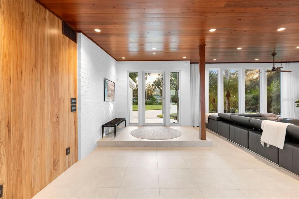 En Venta: $2,950,000 (3 camas, 3 baños, 2976 Pies cuadrados)