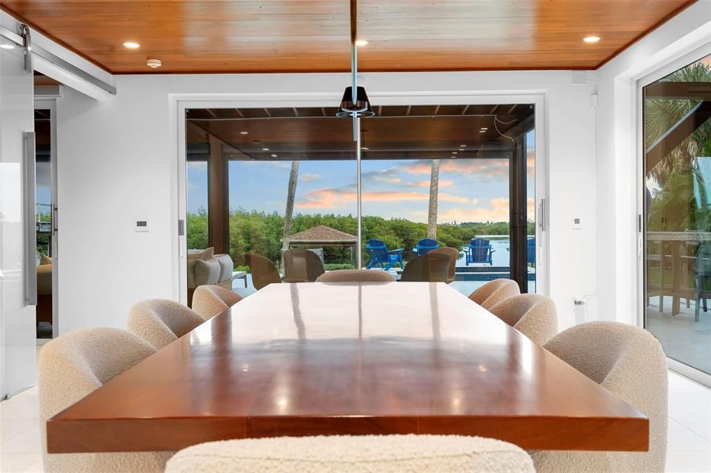 En Venta: $2,950,000 (3 camas, 3 baños, 2976 Pies cuadrados)