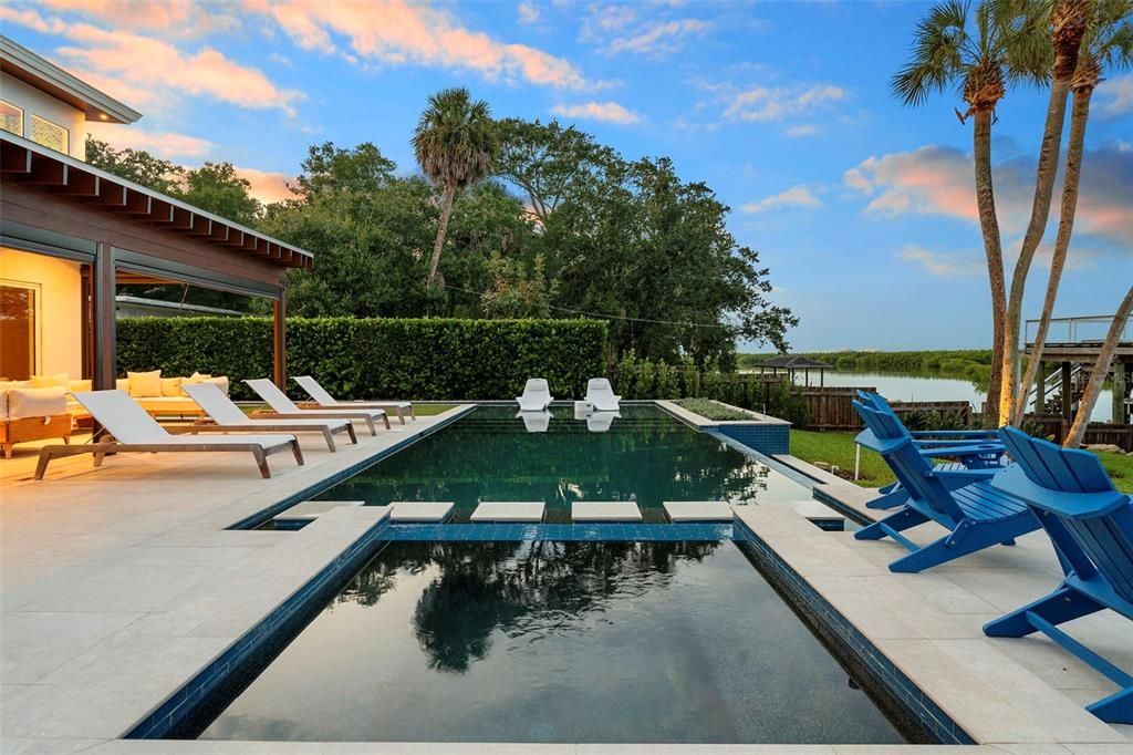 En Venta: $2,950,000 (3 camas, 3 baños, 2976 Pies cuadrados)