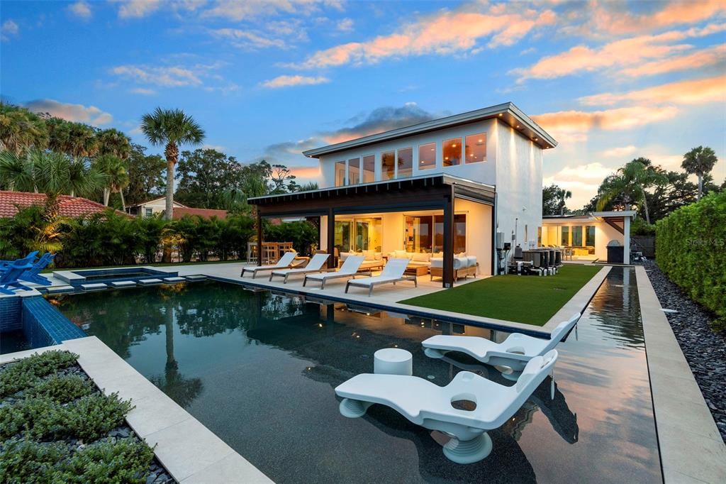 En Venta: $2,950,000 (3 camas, 3 baños, 2976 Pies cuadrados)