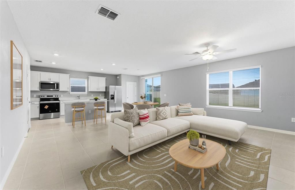 Active With Contract: $319,280 (3 beds, 2 baths, 1822 Square Feet)