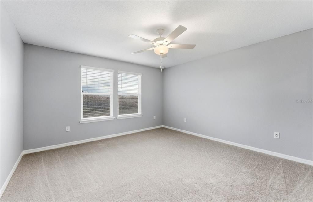 Active With Contract: $319,280 (3 beds, 2 baths, 1822 Square Feet)