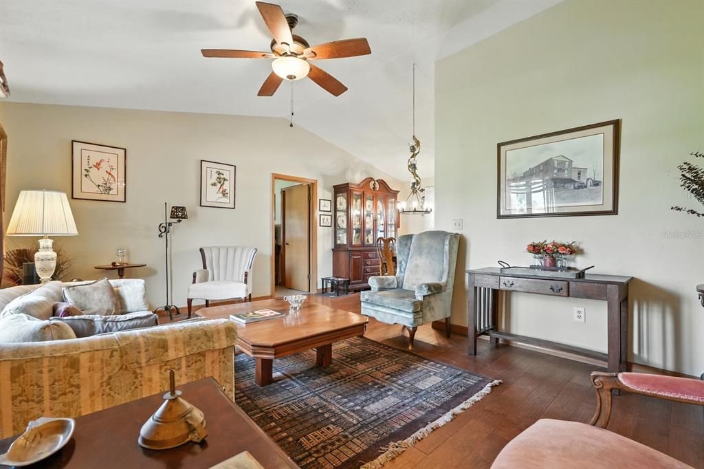 Active With Contract: $424,900 (3 beds, 2 baths, 1796 Square Feet)