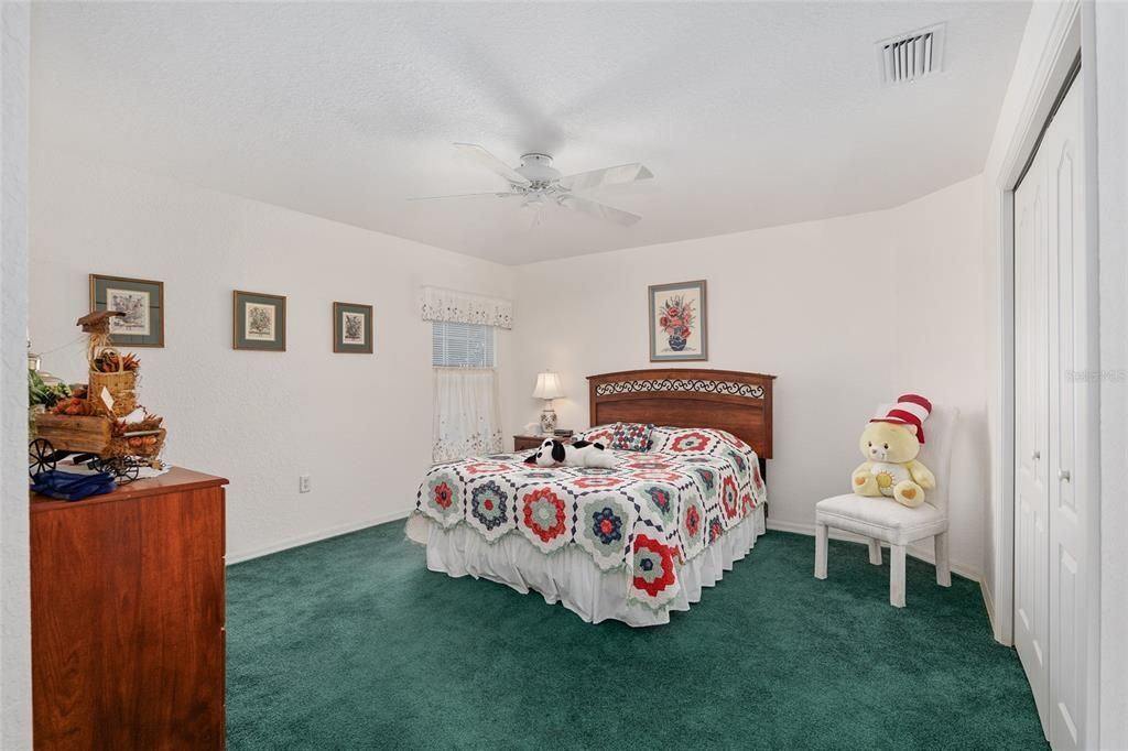 待售: $525,000 (4 贝兹, 2 浴室, 2526 平方英尺)