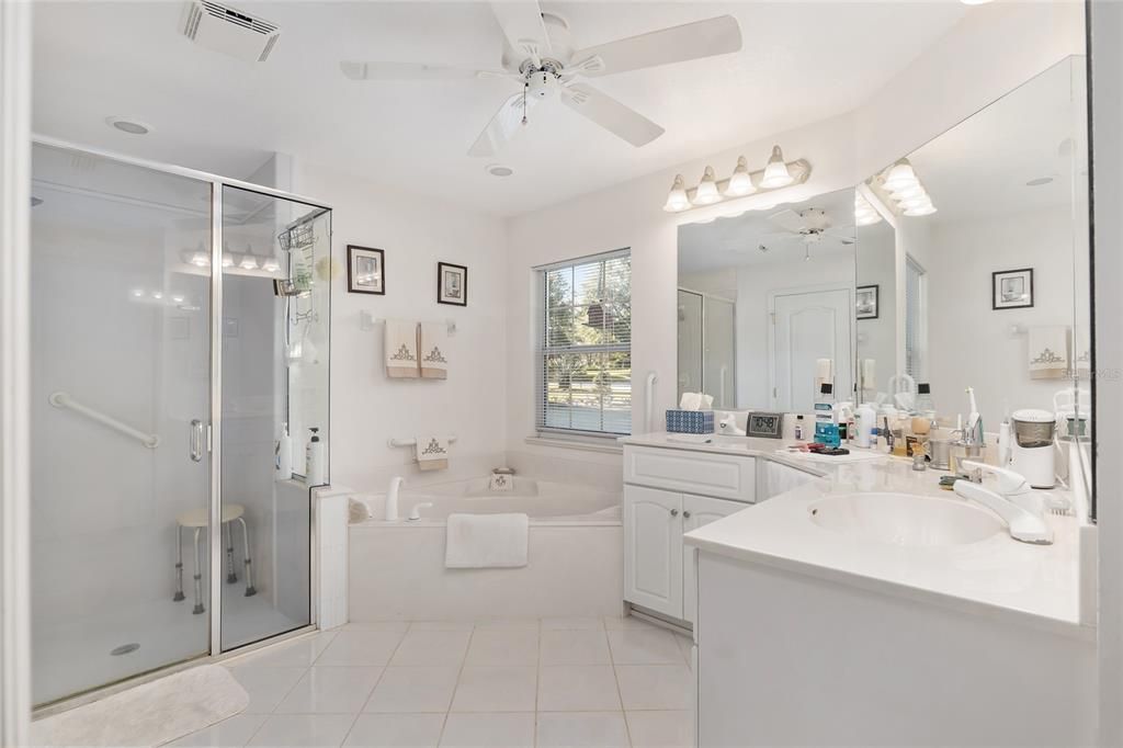 待售: $525,000 (4 贝兹, 2 浴室, 2526 平方英尺)