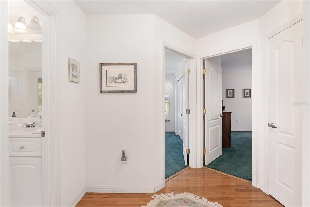 待售: $525,000 (4 贝兹, 2 浴室, 2526 平方英尺)