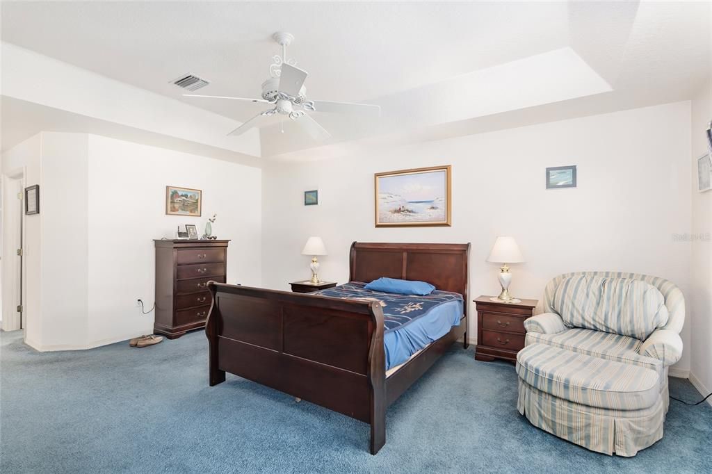 待售: $525,000 (4 贝兹, 2 浴室, 2526 平方英尺)