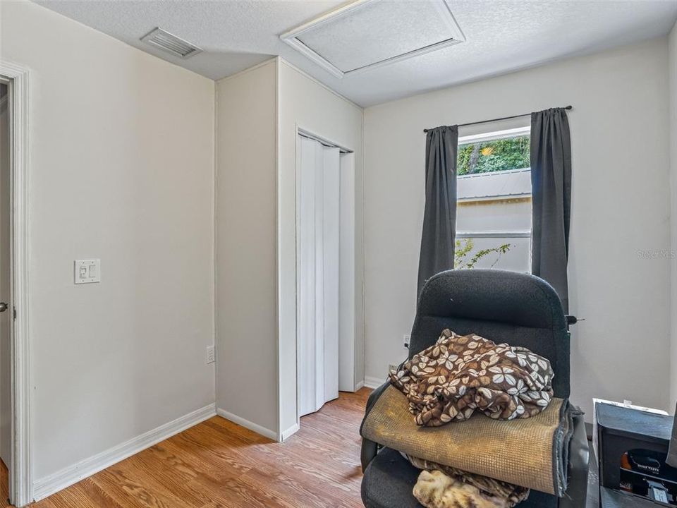 For Sale: $520,000 (2 beds, 2 baths, 1214 Square Feet)