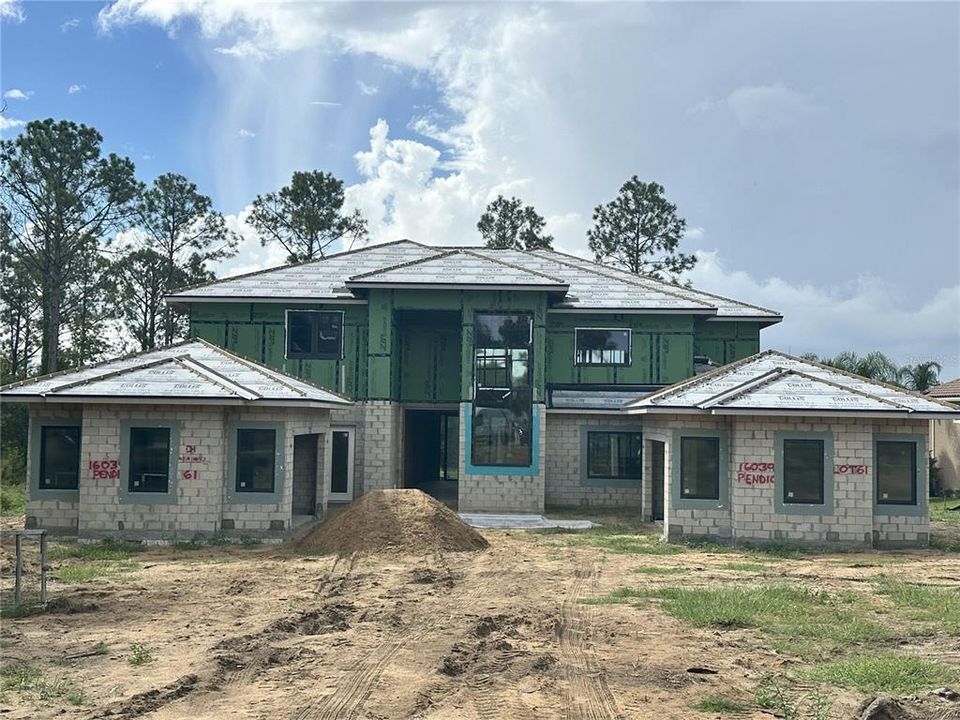 For Sale: $3,850,000 (5 beds, 6 baths, 6475 Square Feet)