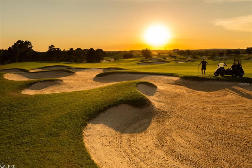 For Sale: $3,850,000 (5 beds, 6 baths, 6475 Square Feet)